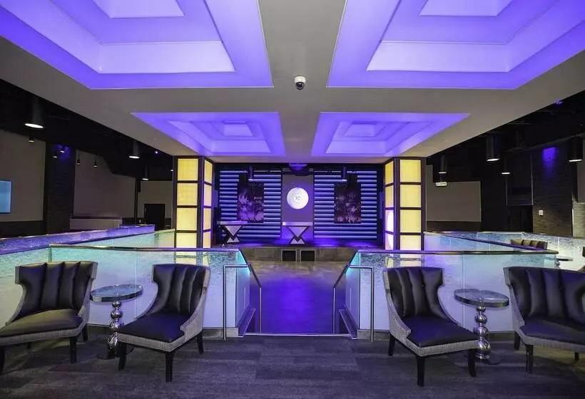 בית מלון כפרי Rosen Plaza