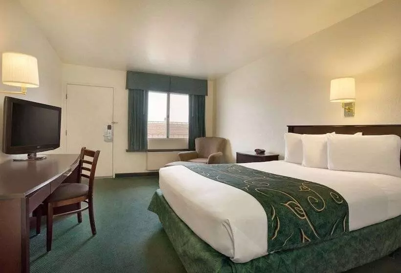 Hotel Travelodge By Wyndham Winslow