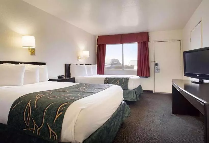 Hotel Travelodge By Wyndham Winslow