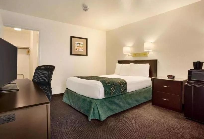 Hotel Travelodge By Wyndham Winslow