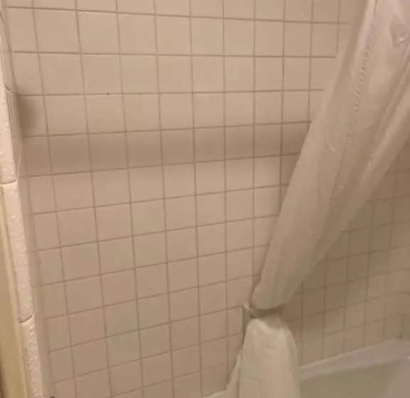 ホテル Western Inn Lakewood