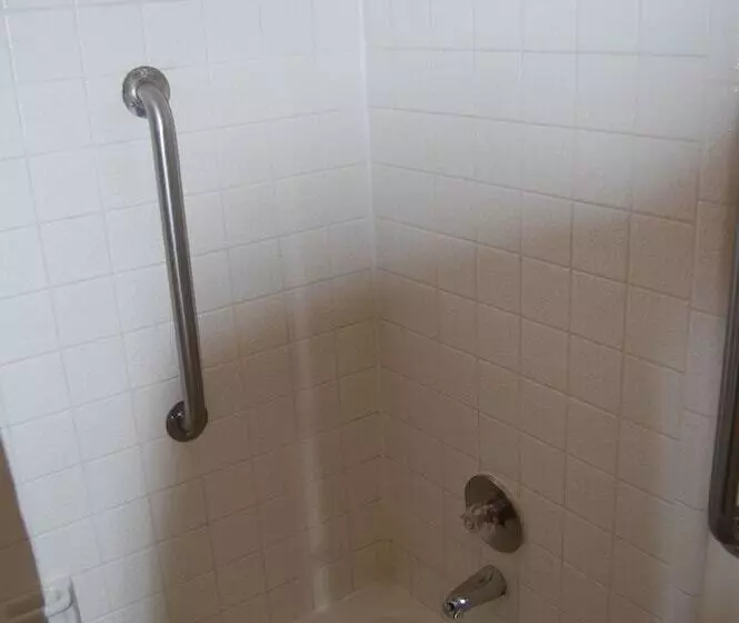 ホテル Western Inn Lakewood