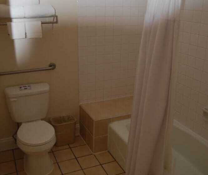 هتل Western Inn Lakewood