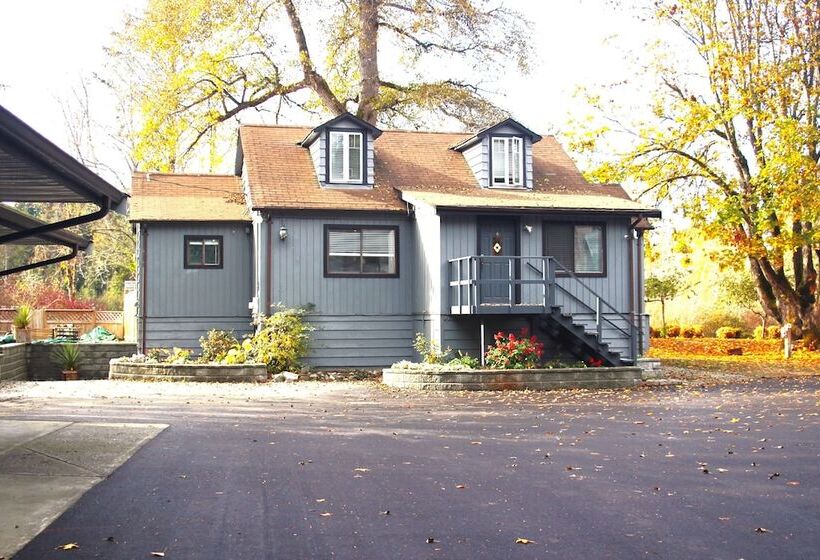 Riverside Resort & Rv Park