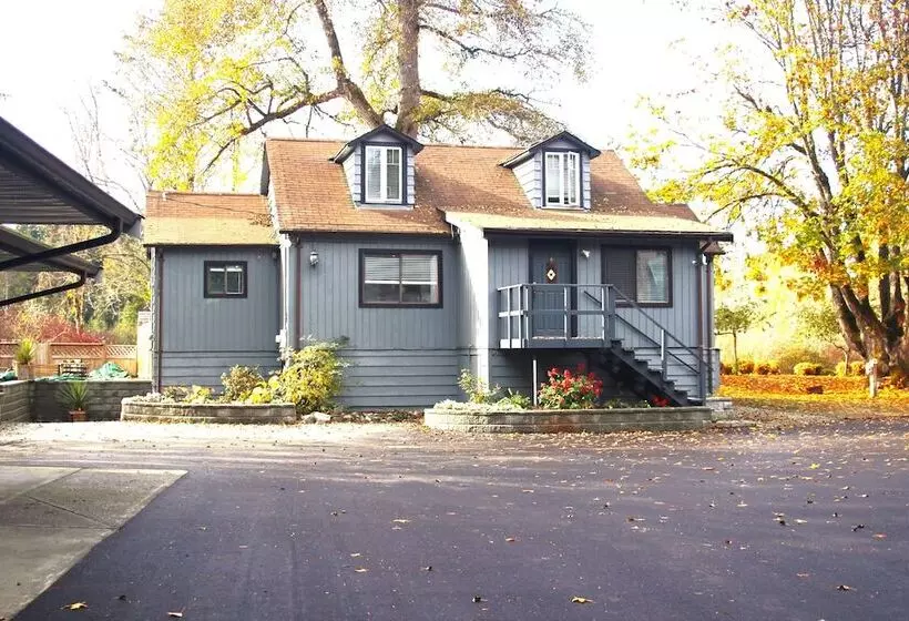 Riverside Resort & Rv Park