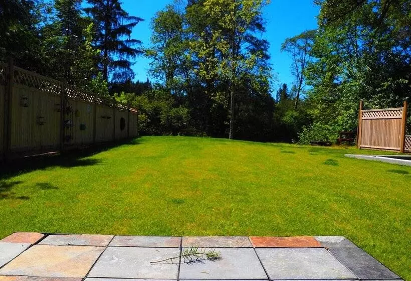 Riverside Resort & Rv Park