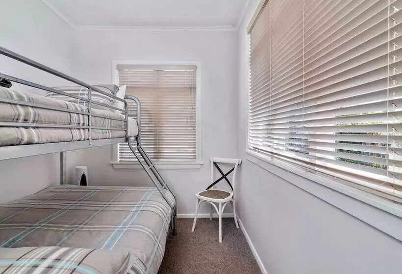 Cleveland Thermal Motel