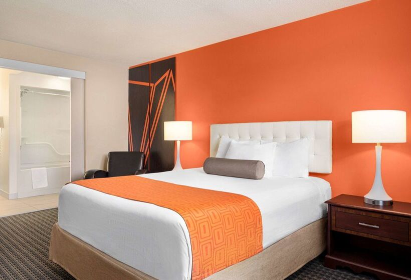 فندق Howard Johnson By Wyndham Gravenhurst