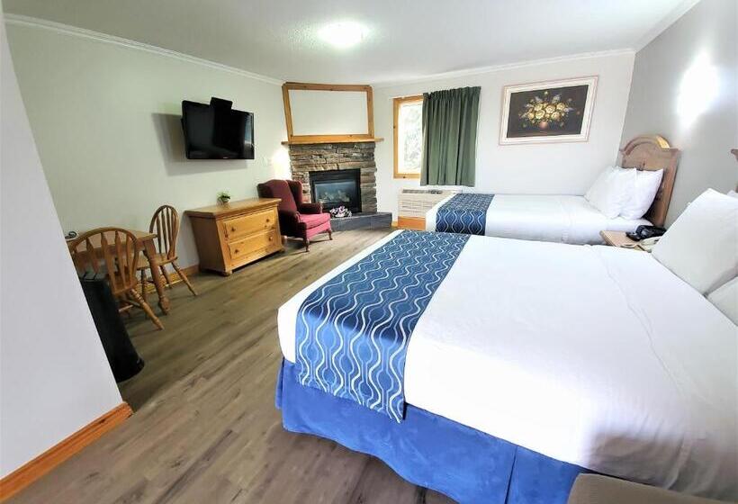 בית מלון כפרי Knights Inn Colonial Fireside Inn