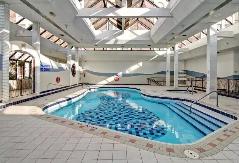 בית מלון כפרי The Inn Of Waterloo