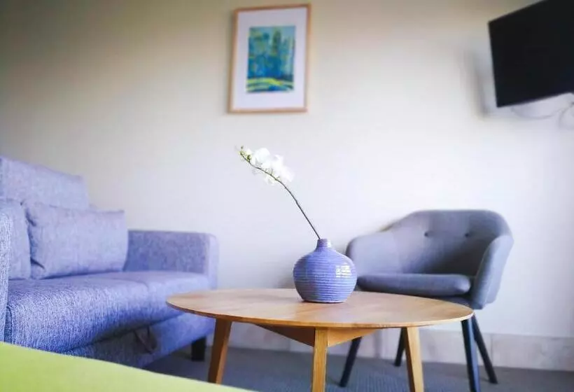 Le Chalet Suisse Motel Taupo