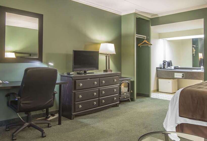 מוטל Rodeway Inn King William