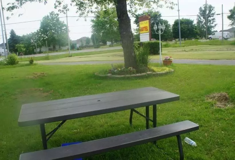 Welcome Traveller Motel