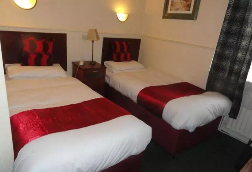 בית מלון כפרי Clifton Court