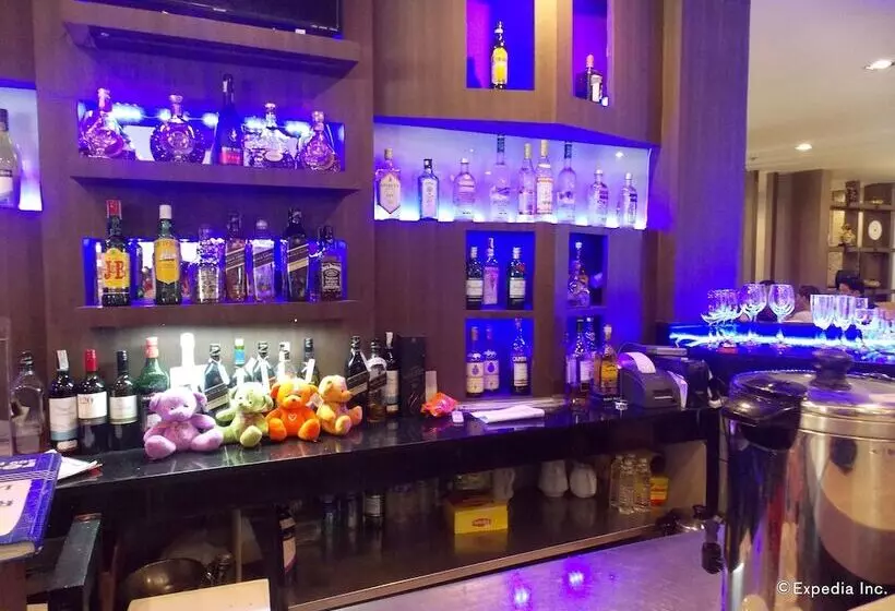 L Fisher Hotel Bacolod