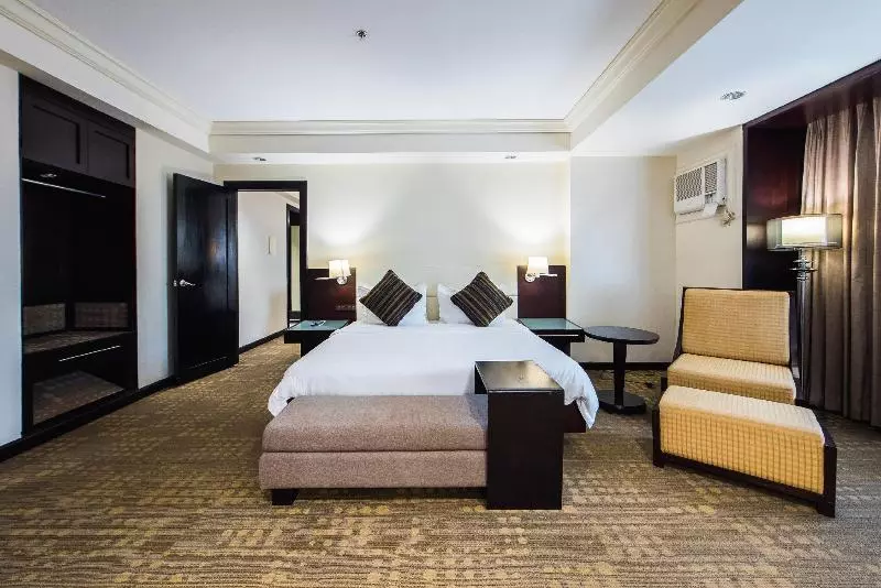 L Fisher Hotel Bacolod