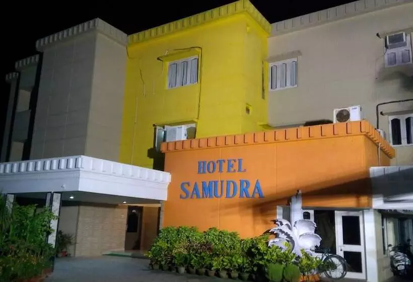 Hotel Samudra