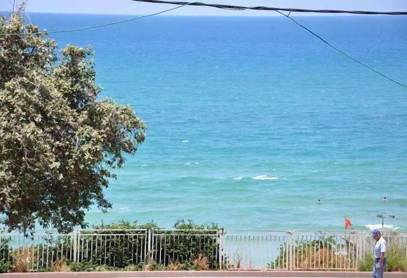 Hotelli Suites Bat Yam