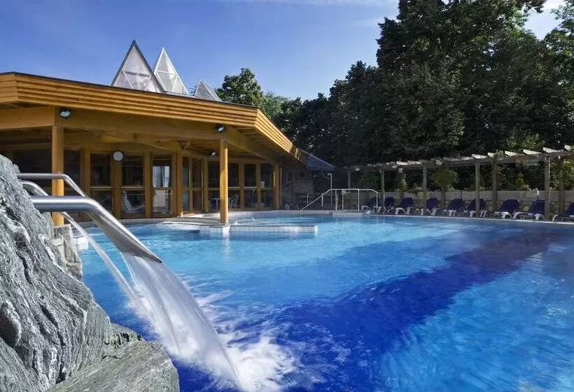 渡假胜地  Ensana Thermal Heviz