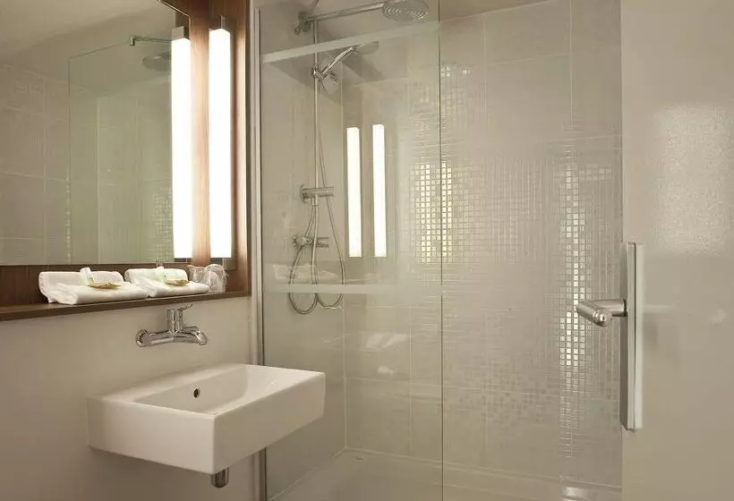 فندق Campanile Clermont Ferrand Sud Issoire