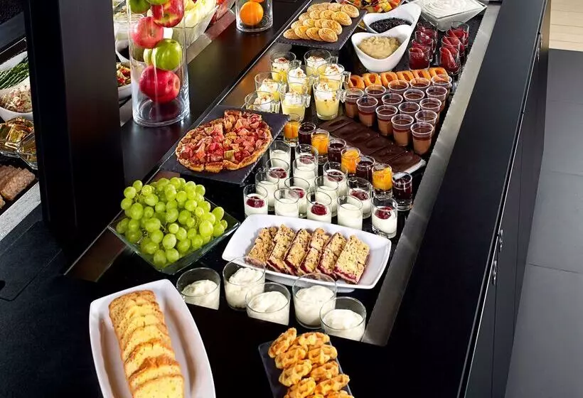 בית מלון כפרי Campanile Lyon Ouest Tassin