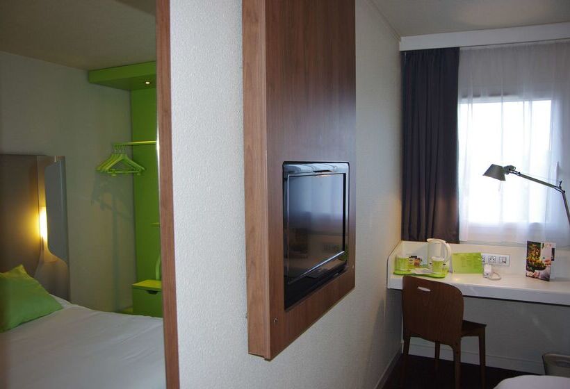 هتل Campanile Lyon Ouest Tassin