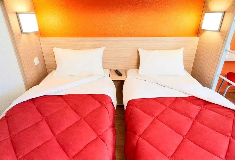 Hotel Campanile Metz Jouy Aux Arches