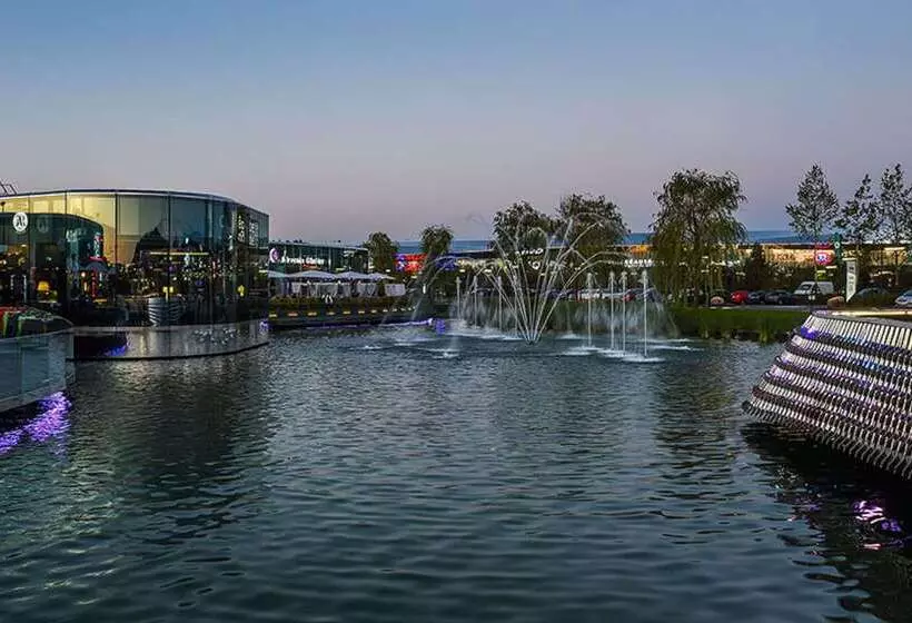 ホテル Campanile Metz   Jouy Aux Arches