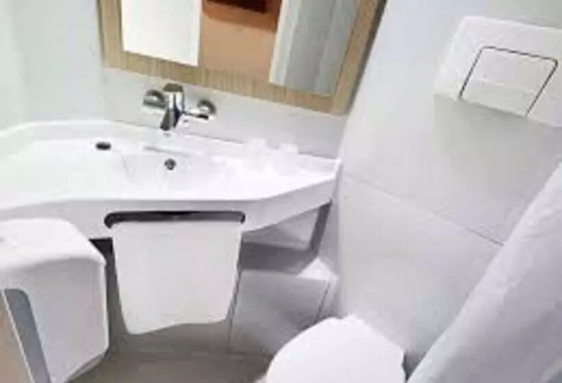 ホテル Campanile Metz   Jouy Aux Arches