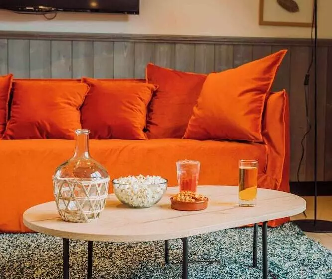 ホテル Campanile Metz   Jouy Aux Arches