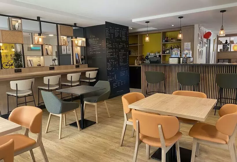 هتل Campanile Nantes ~ Rezé Aéroport