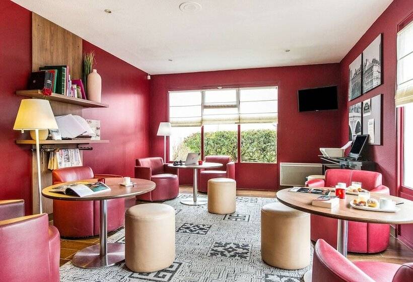 هتل Campanile Poitiers