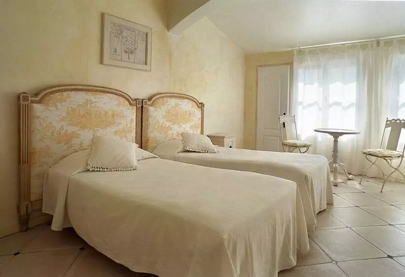 Отель Hôtellerie Du Château De Floure & Spa