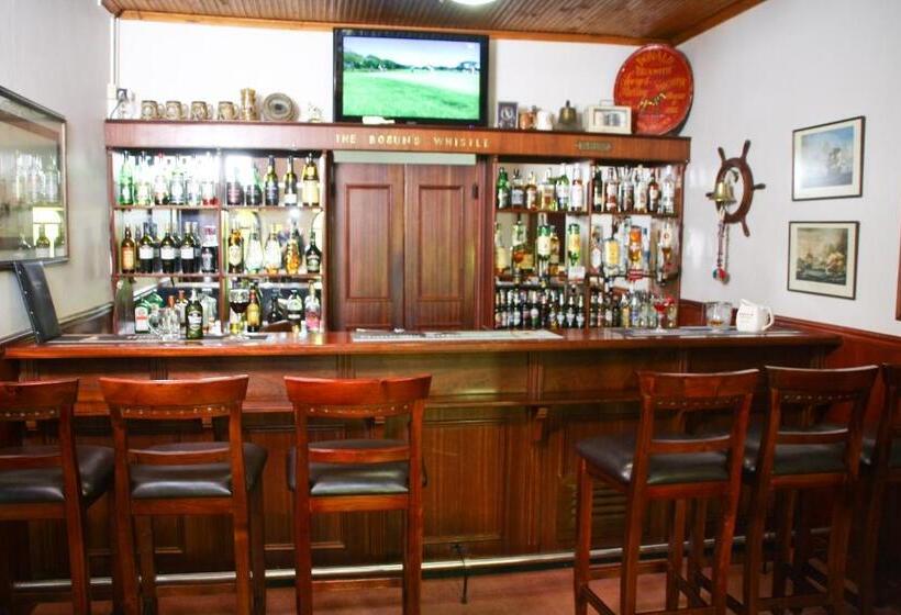 ホテル Eight Bells Mountain Inn