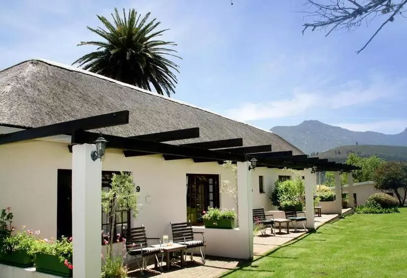 Отель Eight Bells Mountain Inn