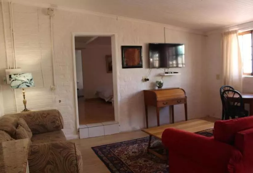 호텔 Fernando S Guest House