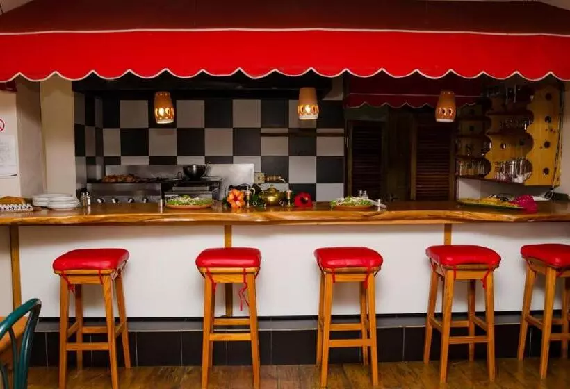 호텔 Fernando S Guest House