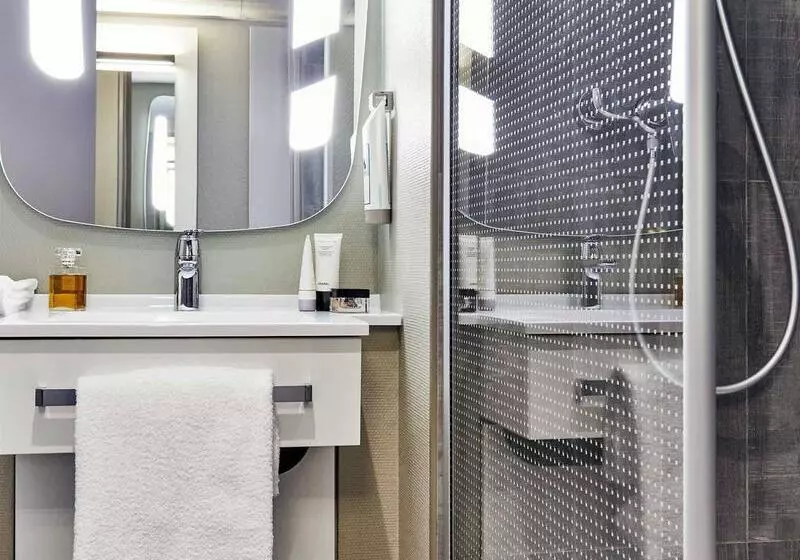 Отель Ibis Toulon La Valette