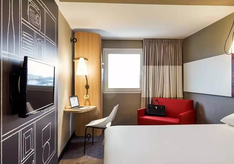 Отель Ibis Toulon La Valette