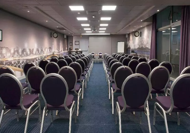 ホテル Inn Design Paris Place D Italie