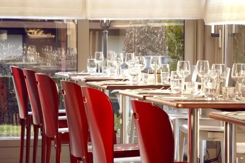 Отель Kyriad Chalons En Champagne Saint Martin