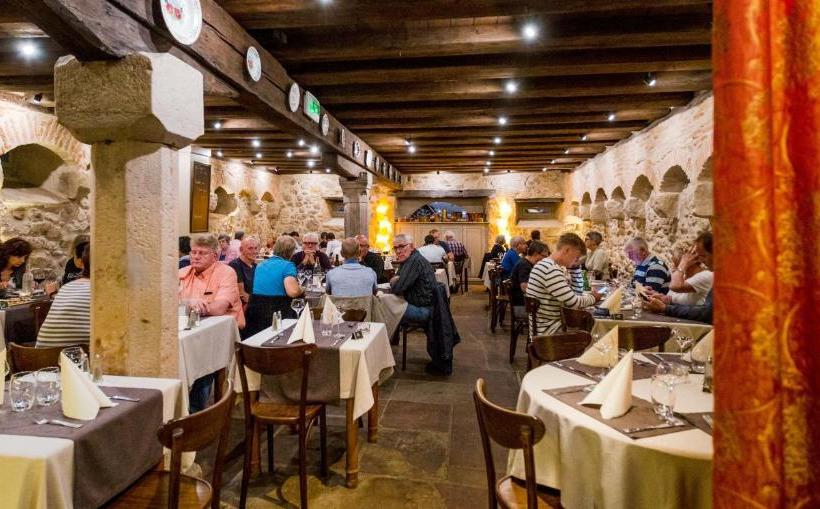 호텔 La Cour Du Bailli Suites & Spa