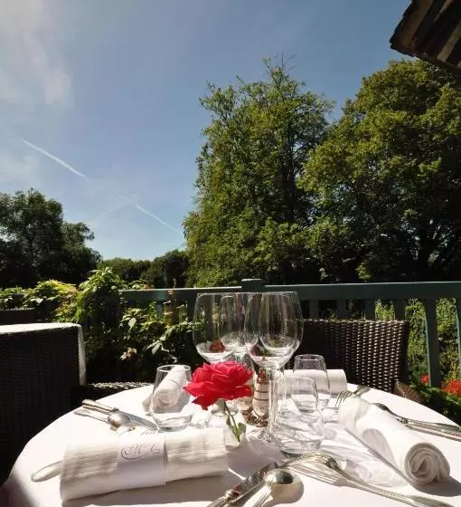 ホテル Le Moulin De Connelles