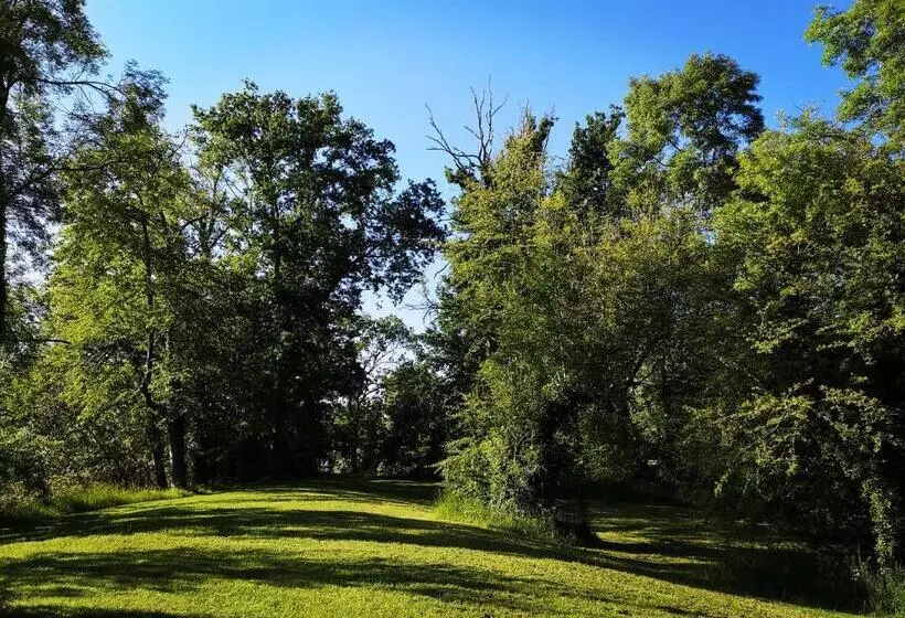 ホテル Le Moulin De Connelles