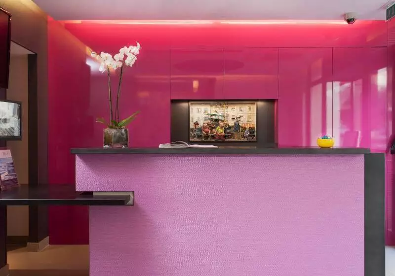 هتل Libertel Gare Du Nord Suede