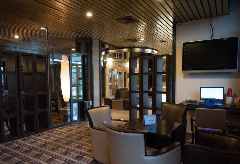 فندق Median Paris Congrès