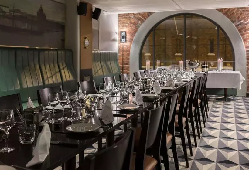 Отель Scandic Grand Marina