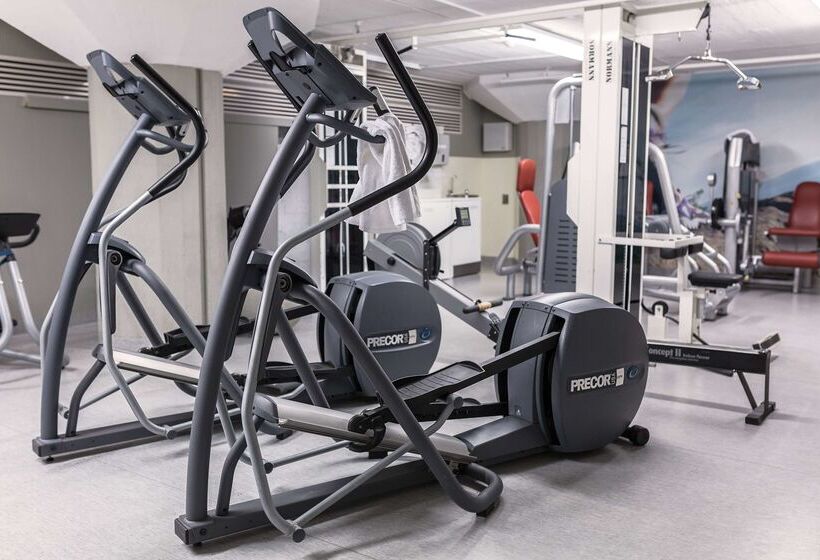 هتل Scandic Grand Marina