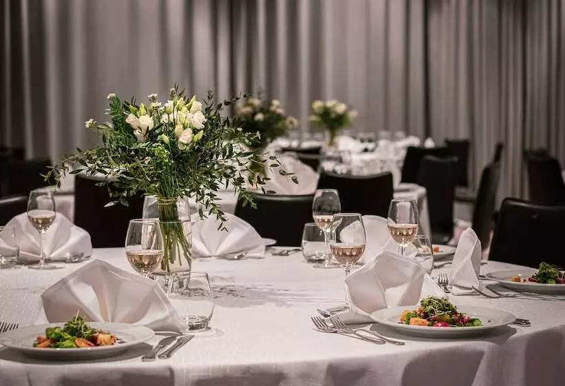 Отель Scandic Grand Marina