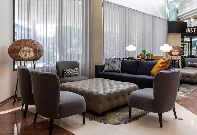 ホテル Scandic Jyvaskyla Station